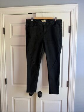 Democracy Women’s Skinny Jeans - Black